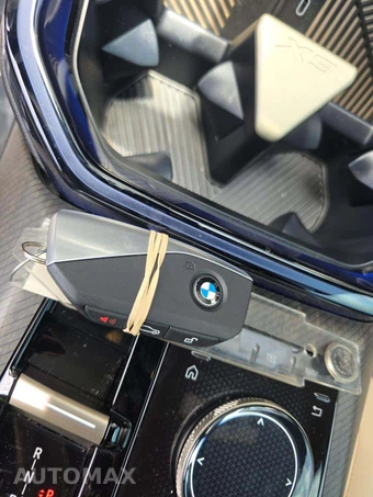 2025 BMW X3 30 xDrive - miniatura 8