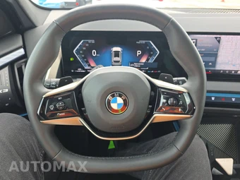 2025 BMW X3 30 xDrive – miniatura 10