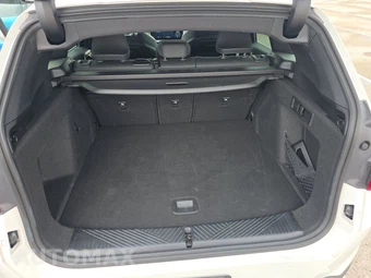 2025 BMW X3 30 xDrive – miniatura 17