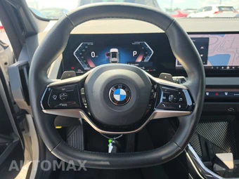 2025 BMW X3 30 xDrive - miniatura 10