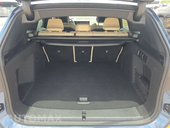 2025 BMW X3 30 xDrive - miniatura 16