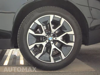2025 BMW X3 30 xDrive - miniatura 12