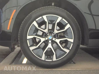 2025 BMW X3 30 xDrive - miniatura 9