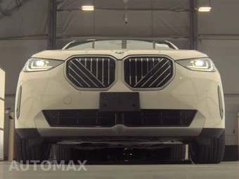 2025 BMW X3 30 xDrive - miniatura 3