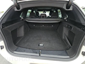 2025 BMW X3 30 xDrive - miniatura 17