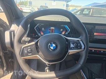 2025 BMW X3 30 xDrive - miniatura 10