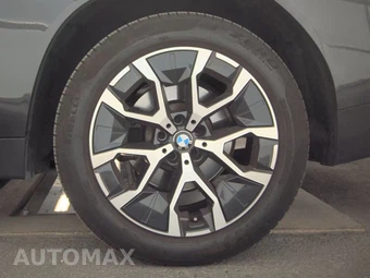 2025 BMW X3 30 xDrive - miniatura 12