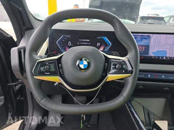 2025 BMW X3 30 xDrive - miniatura 16