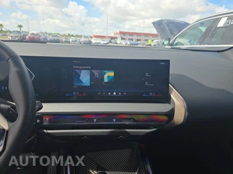 2025 BMW X3 30 xDrive – miniatura 17
