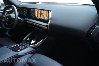 2025 BMW X3 30 xDrive - miniatura 10