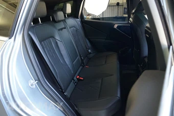 2025 BMW X3 30 xDrive - miniatura 18