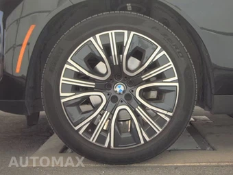 2025 BMW X3 30 xDrive - miniatura 9