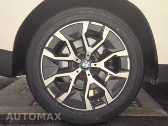 2025 BMW X3 30 xDrive – miniatura 11