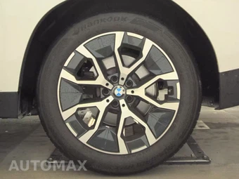 2025 BMW X3 30 xDrive - miniatura 12