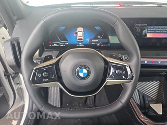 2025 BMW X3 30 xDrive - miniatura 16