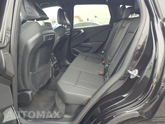2025 BMW X3 M50 – miniatura 13
