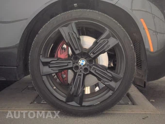 2025 BMW X3 M50 – miniatura 10