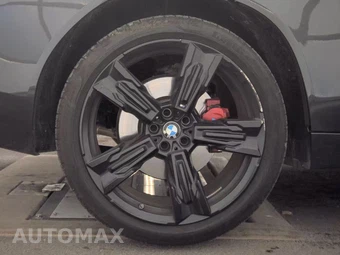 2025 BMW X3 M50 – miniatura 11