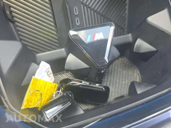 2025 BMW X3 M50 – miniatura 5