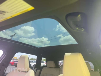 2025 BMW X3 M50 – miniatura 8