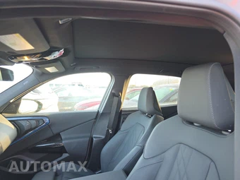 2025 BMW X3 M50 – miniatura 20