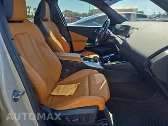 2025 BMW X3 M50 - miniatura 8