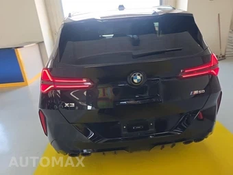 2025 BMW X3 M50 - miniatura 5
