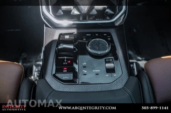 2025 BMW X3 M50 – miniatura 35