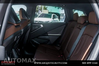 2025 BMW X3 M50 – miniatura 40