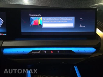 2025 BMW X3 M50 - miniatura 17
