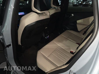2025 BMW X3 M50 - miniatura 19