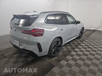 2025 BMW X3 M50 - miniatura 5