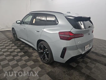 2025 BMW X3 M50 - miniatura 8
