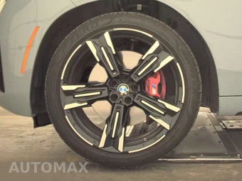 2025 BMW X3 M50 - miniatura 9