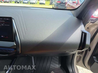 2025 BMW X3 M50 - miniatura 19