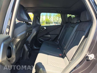 2025 BMW X3 M50 - miniatura 13