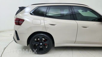 2025 BMW X3 M50 – miniatura 12