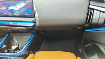 2025 BMW X3 M50 – miniatura 36