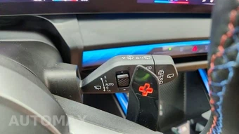 2025 BMW X3 M50 – miniatura 41