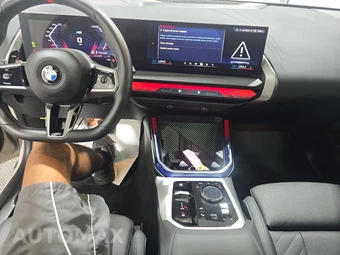 2025 BMW X3 M50 xDrive – miniatura 11
