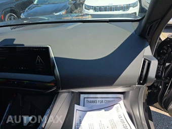 2025 BMW X3 xDrive30i - miniatura 19