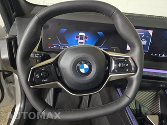 2025 BMW X3 xDrive30i – miniatura 10