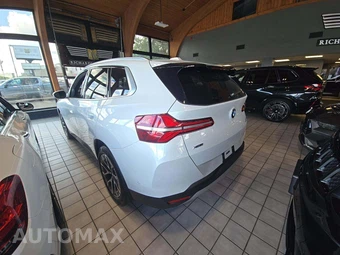 2025 BMW X3 xDrive30i - miniatura 2