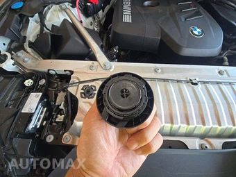 2025 BMW X3 xDrive30i - miniatura 25