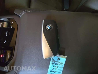 2025 BMW X3 xDrive30i - miniatura 8