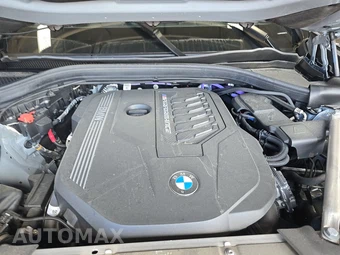 2025 BMW X4 M40i xDrive - miniatura 15