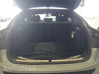 2025 BMW X4 M40i xDrive - miniatura 16