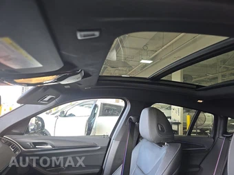 2025 BMW X4 M40i xDrive - miniatura 19