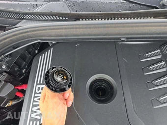 2025 BMW X4 Sports Activity Coupe xDrive30i - miniatura 21