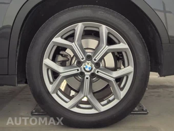 2025 BMW X4 Sports Activity Coupe xDrive30i - miniatura 12
